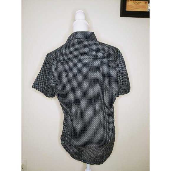 Vince Camuto M Blue Short Sleeve Button Down Floral Blouse - Picture 2 of 5